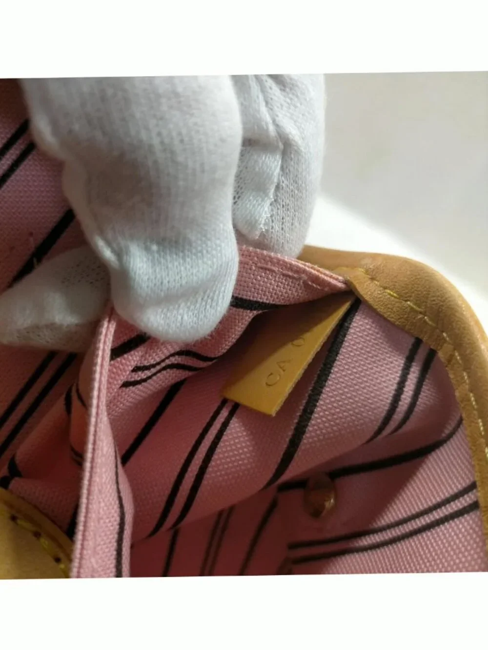 Authentic Louis Vuitton Neverfull MM Jungle Monogram Tote Bag - Picture 16 of 16